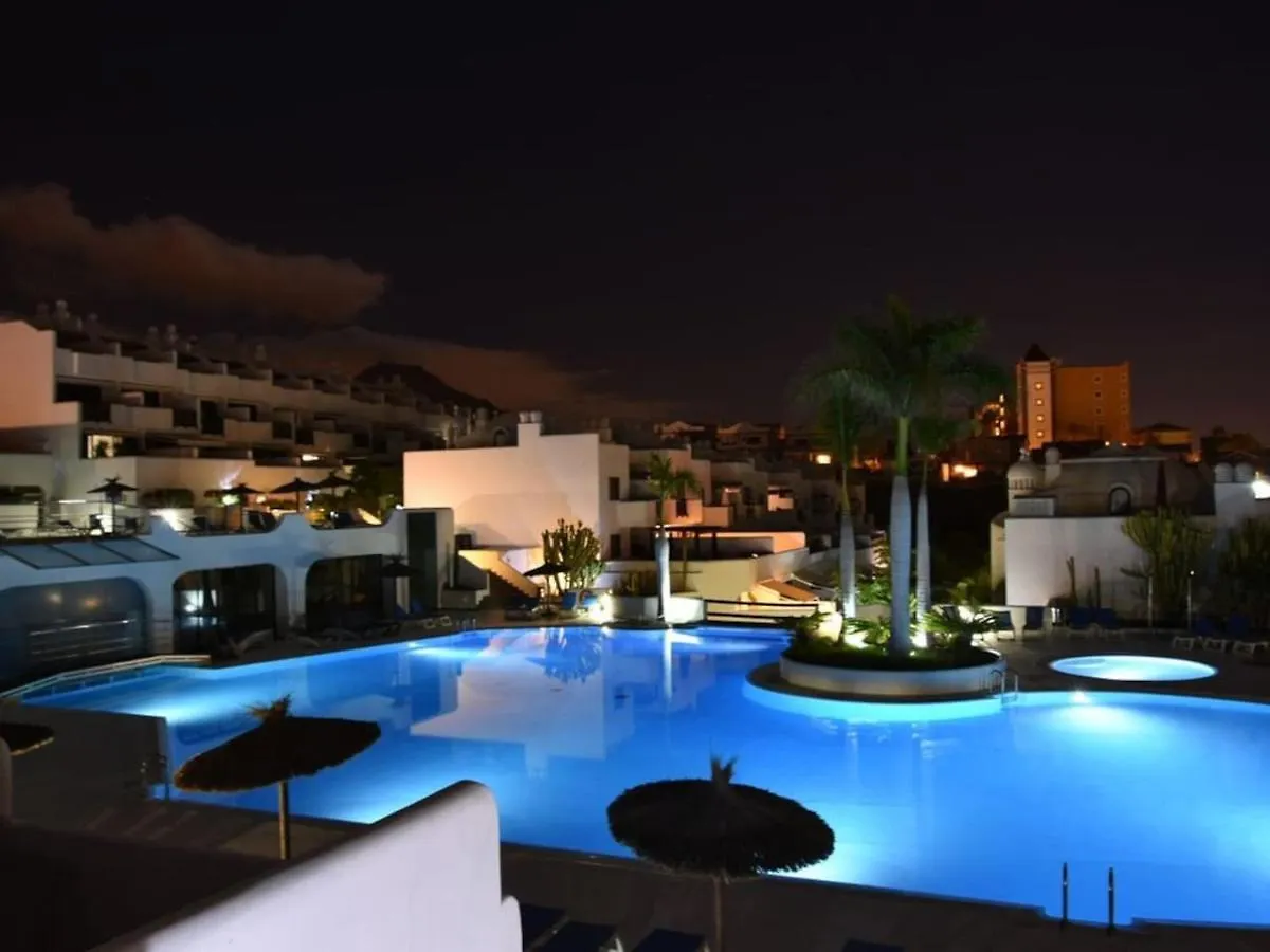 The Paradise Suites By Anne, Cozy Apartment In Adeje Costa Adeje  Spain